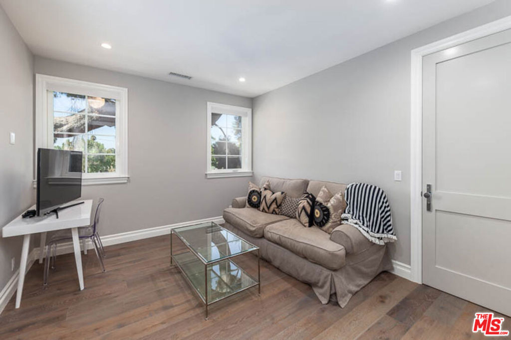 5054 Haskell Avenue - Photo 19