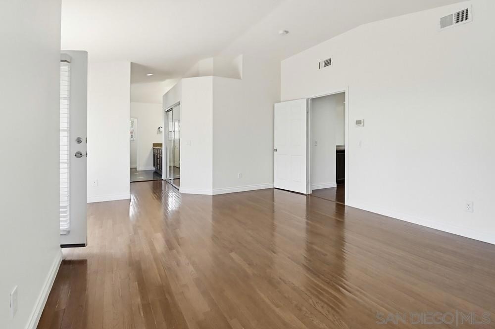 1100 Corrales - Photo 32