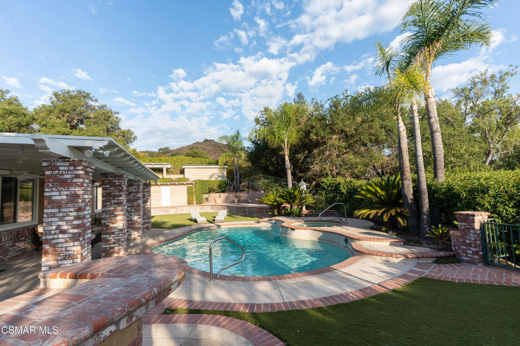 750 Huntsdale Court - Photo 33