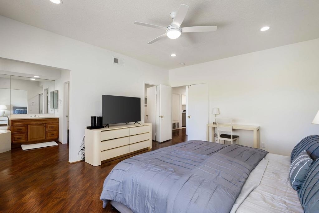 270 Vista Royale Circle E - Photo 27