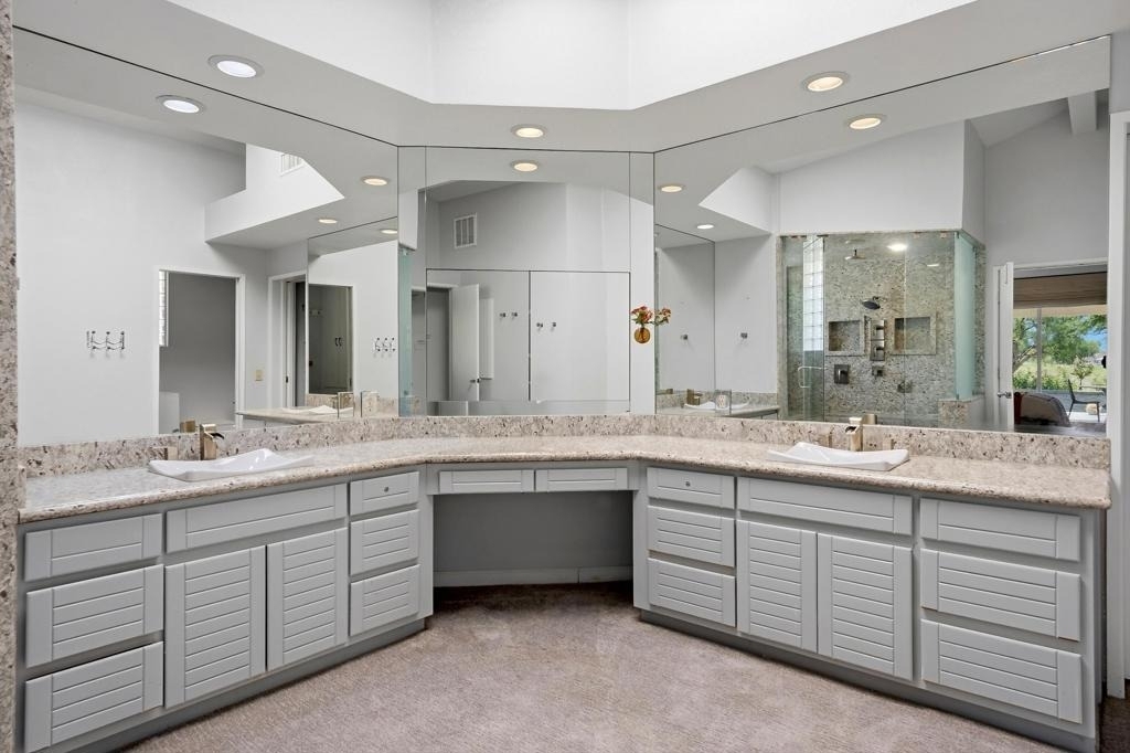 54027 Southern Hills - Photo 43