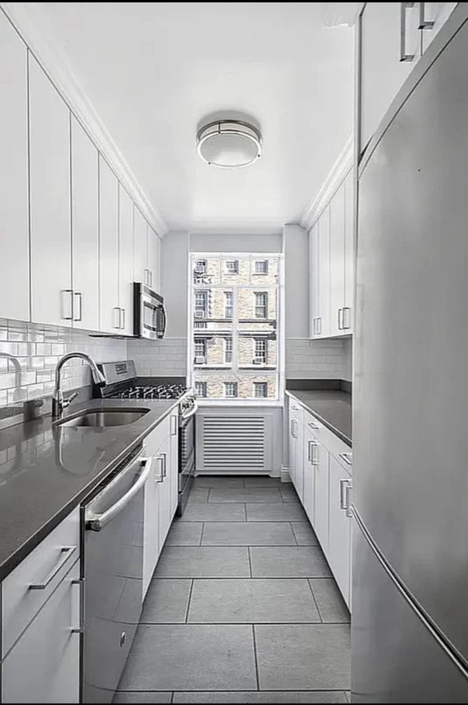 20 5th Avenue - Photo 4