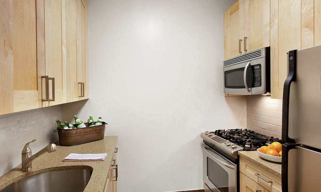 21 West Street - Photo 1