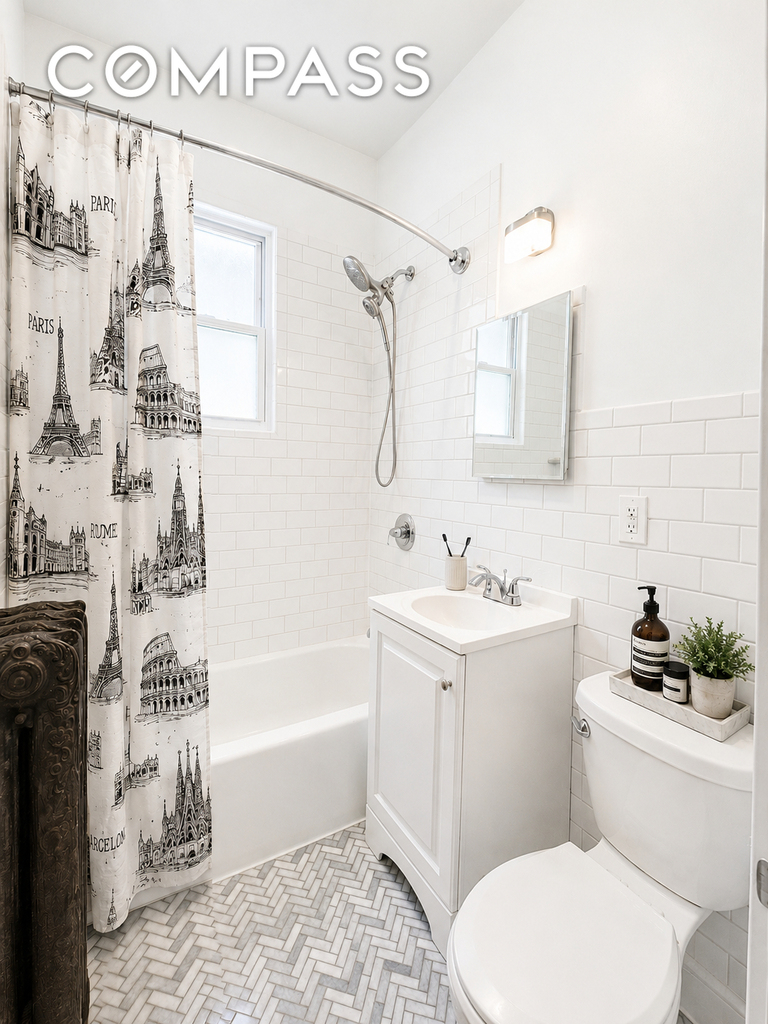 East 5th Street - Photo 11
