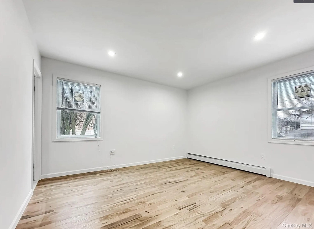 110-03 155th Street - Photo 4