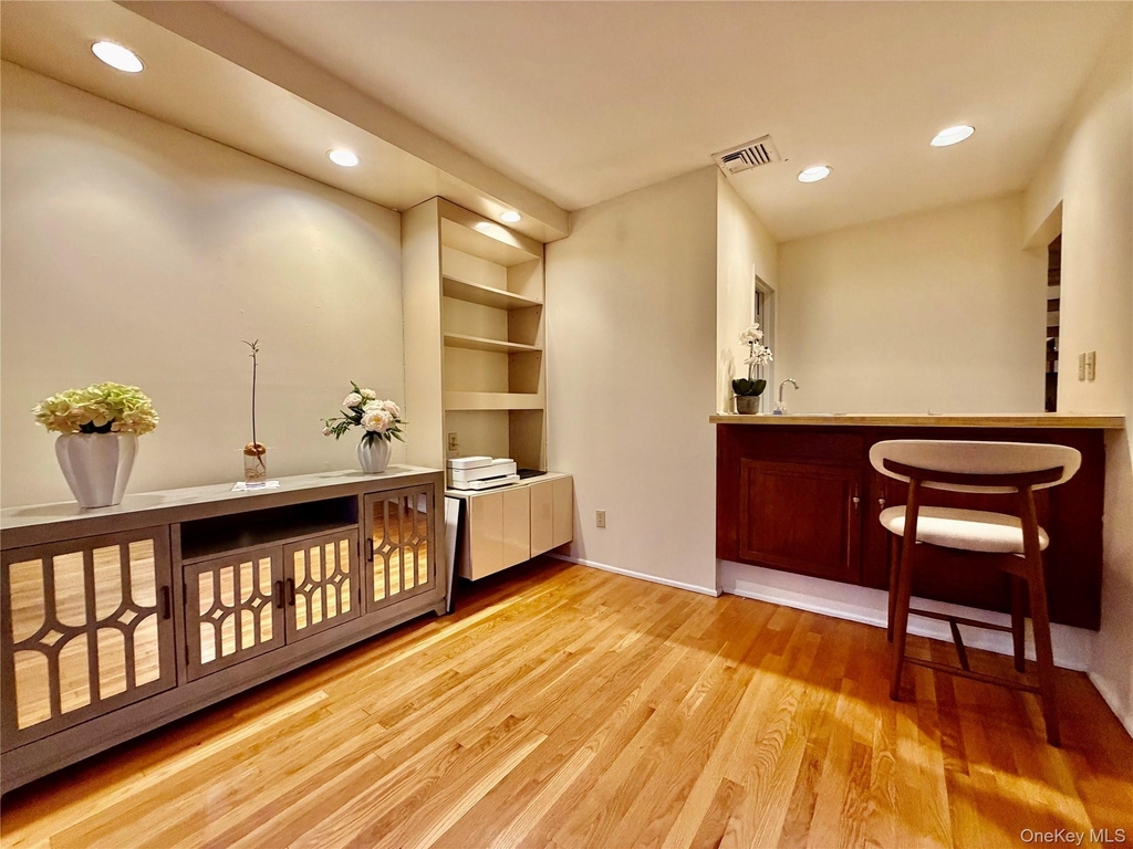 75 Greenway Close - Photo 16