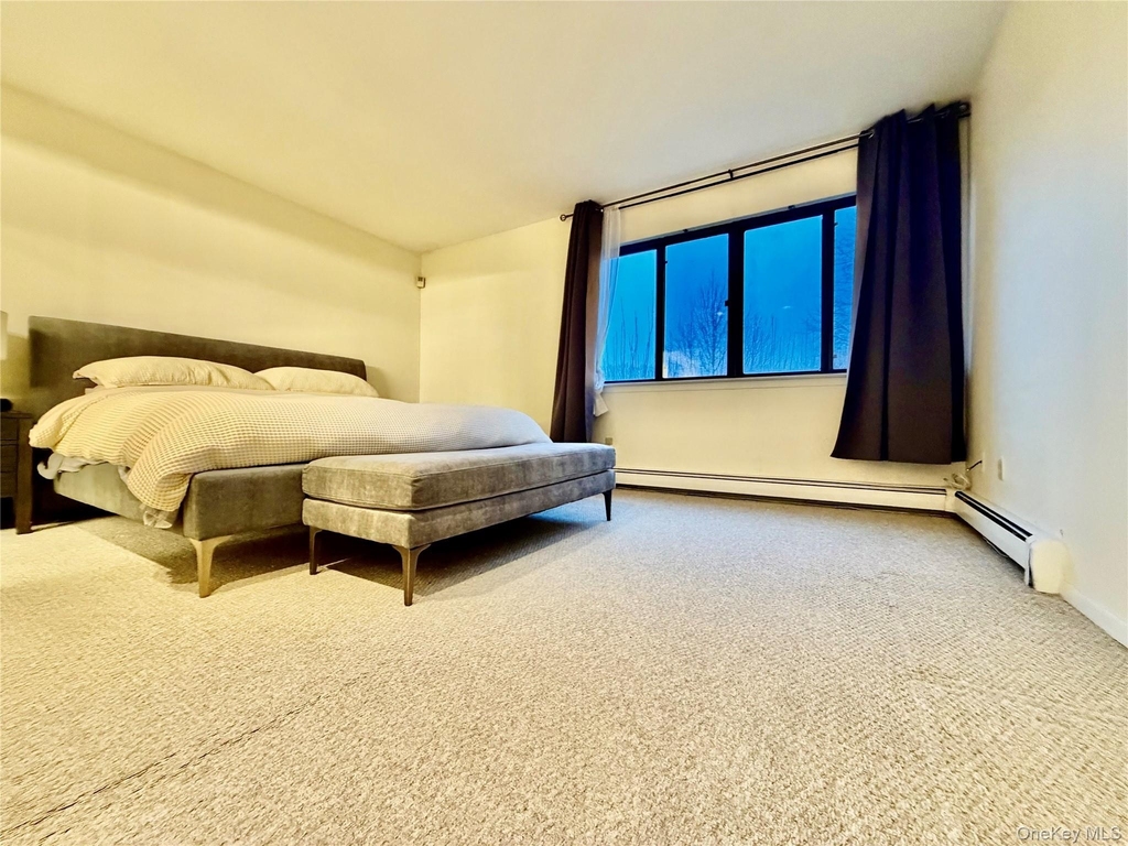 75 Greenway Close - Photo 2