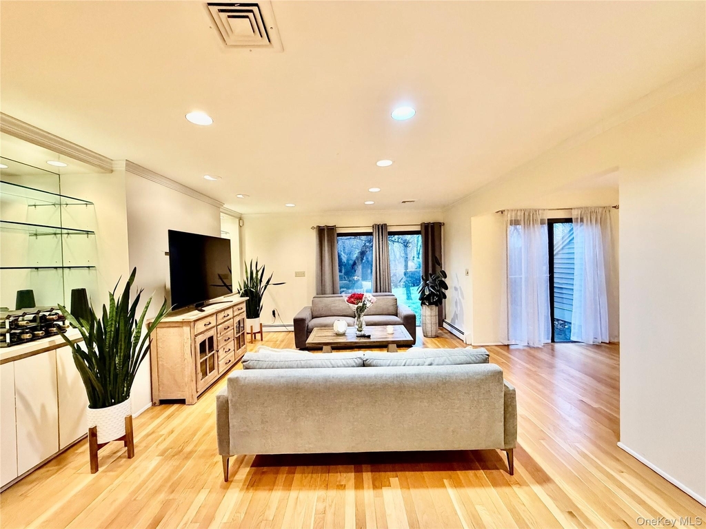 75 Greenway Close - Photo 15