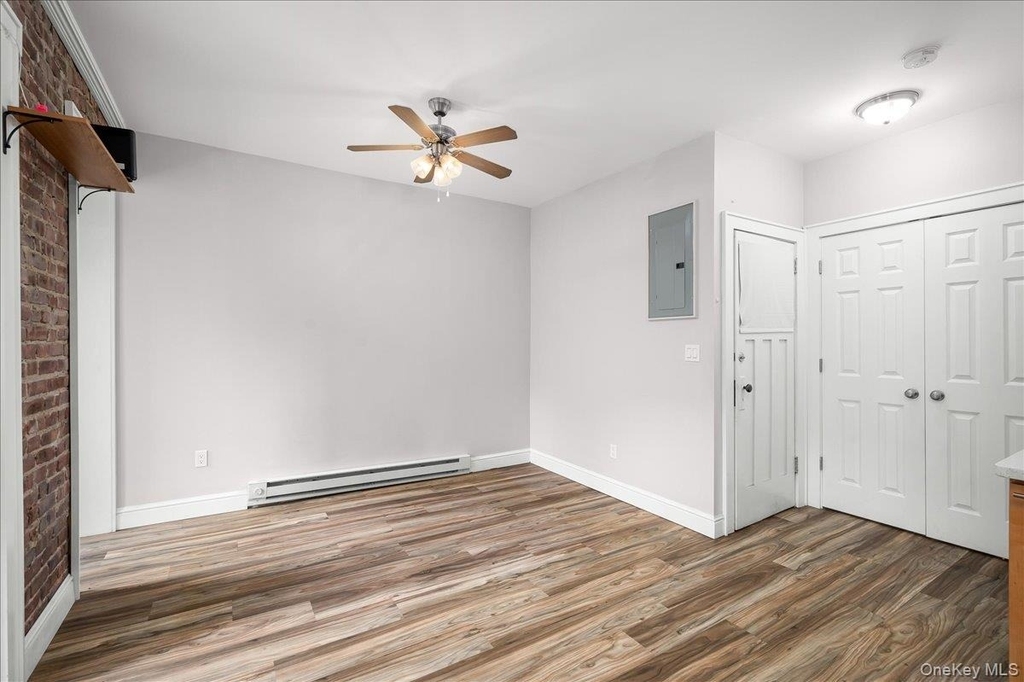 548 Warburton Avenue - Photo 11
