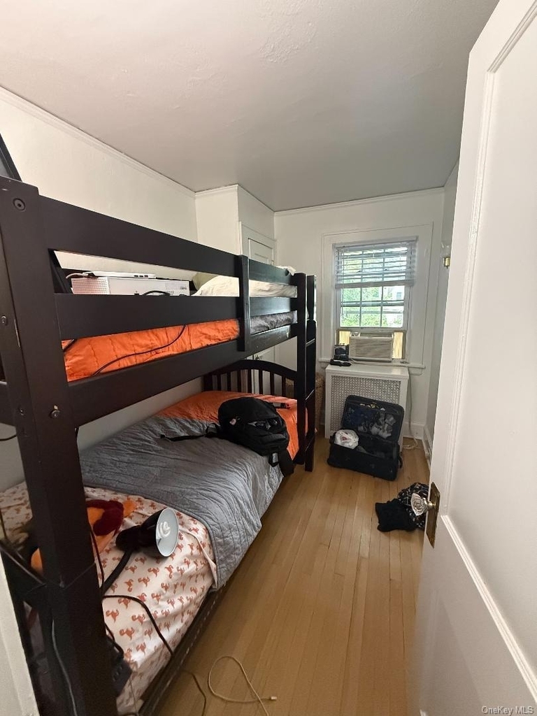 460 Carol Place - Photo 8