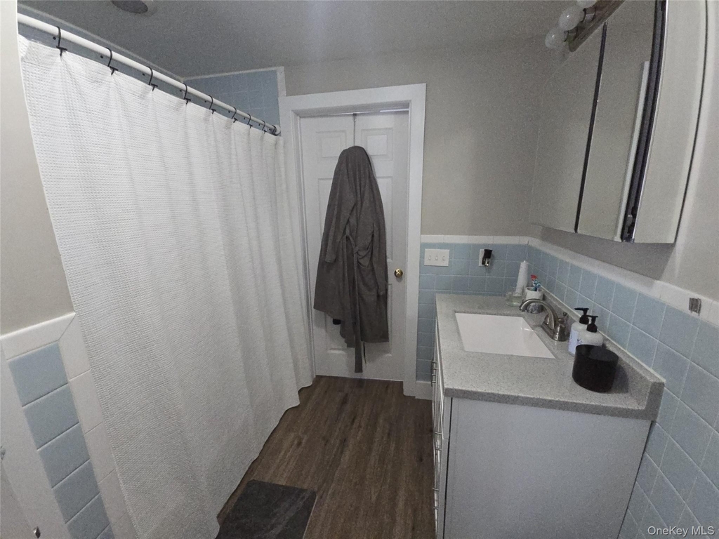 174 Clinton Street - Photo 8