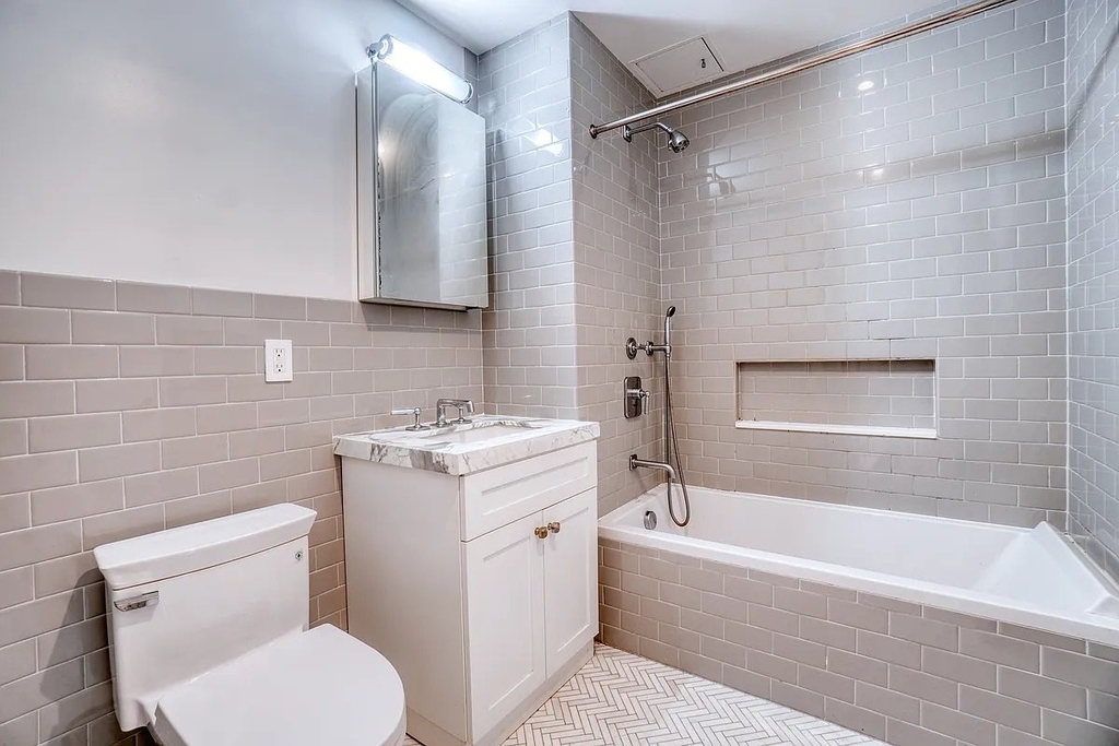 43 W 27th Street - Photo 6