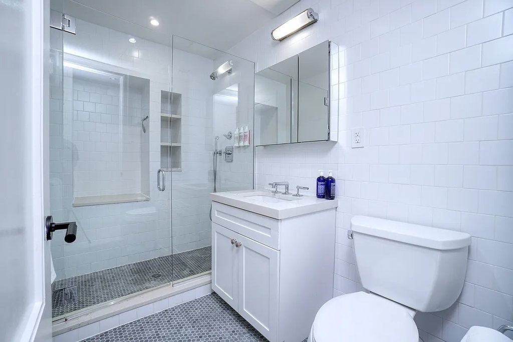 43 W 27th Street - Photo 5