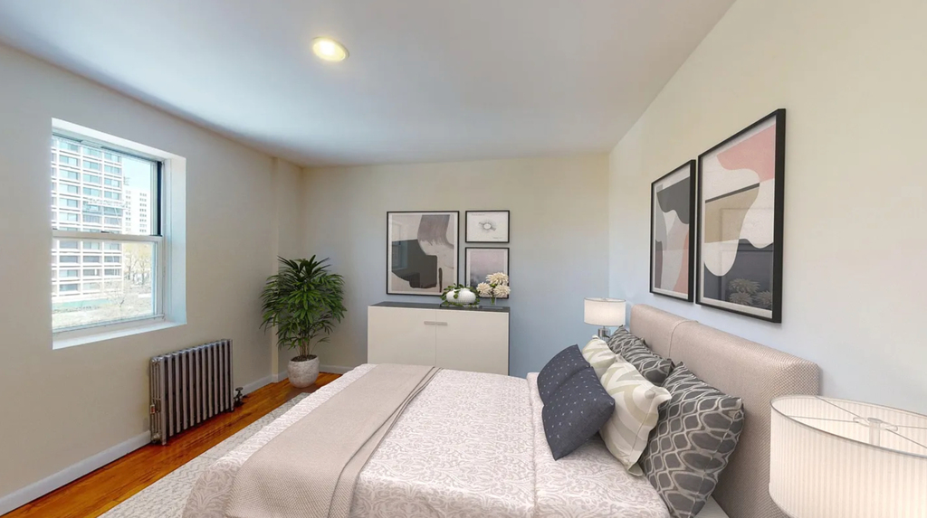 West 45th Street - Photo 1