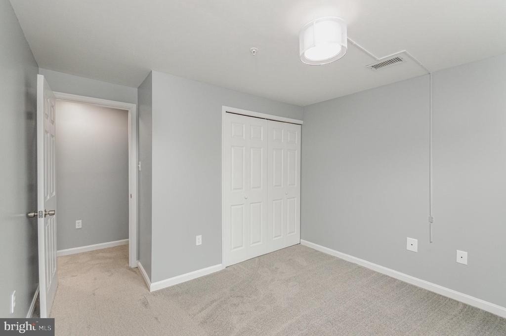 100 Grosvenor Lane - Photo 21