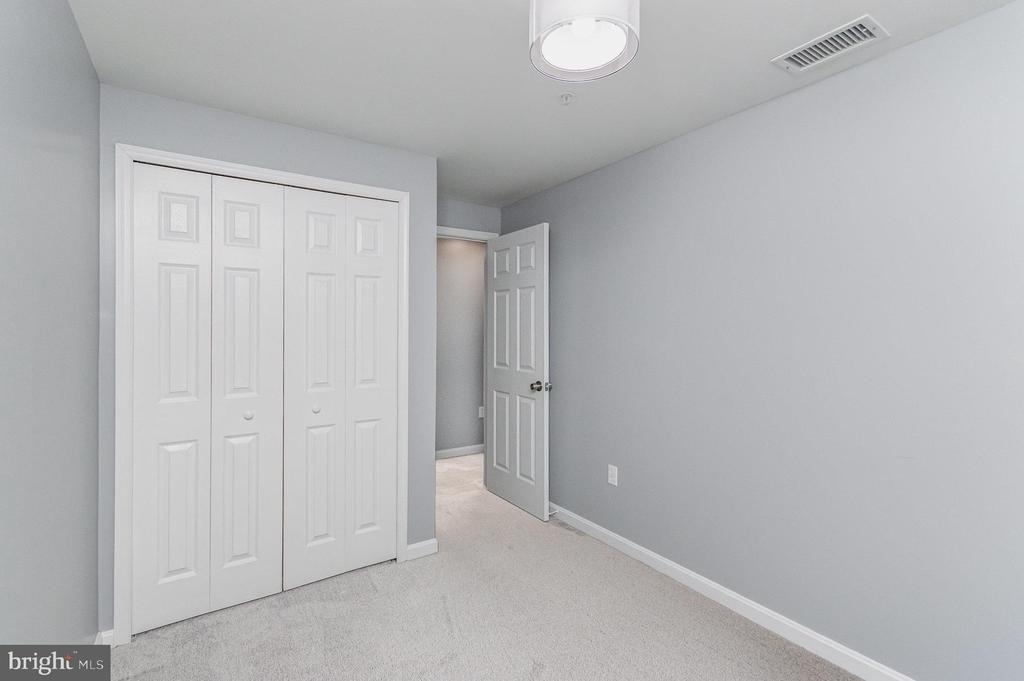 100 Grosvenor Lane - Photo 23