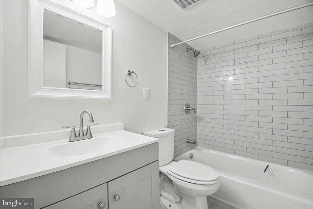4522 Glendale Road - Photo 18