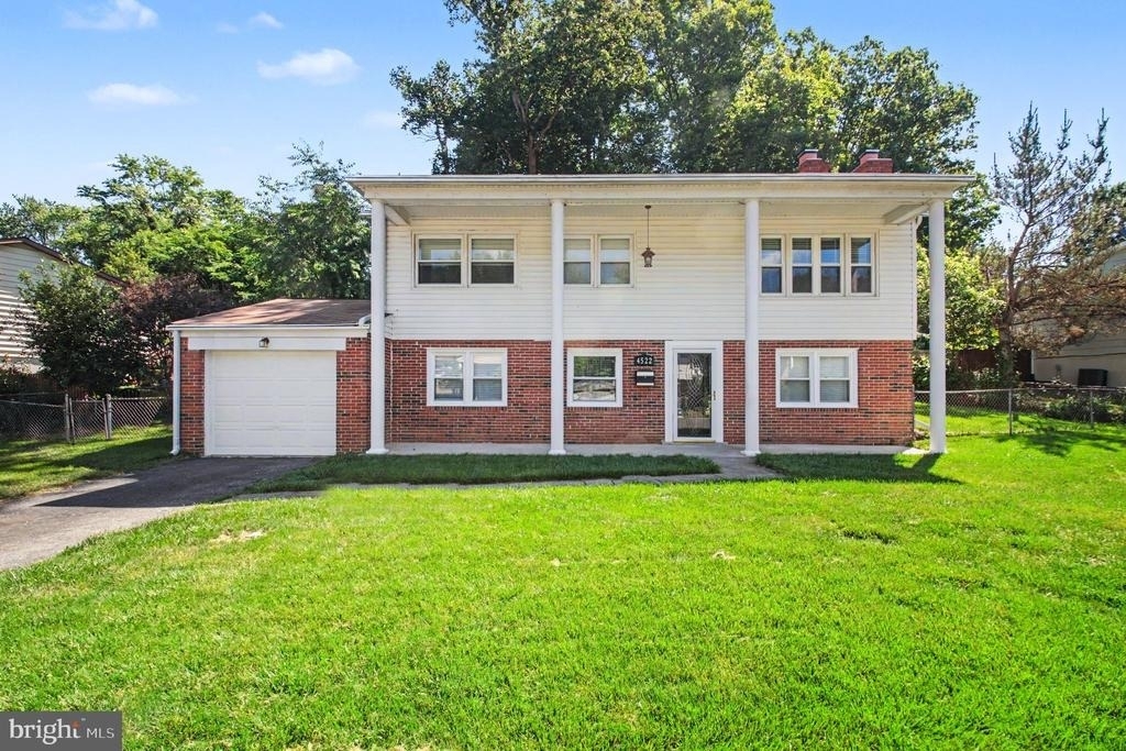 4522 Glendale Road - Photo 1