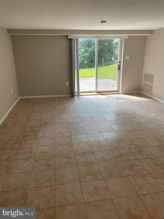 216 Maple Street - Photo 7