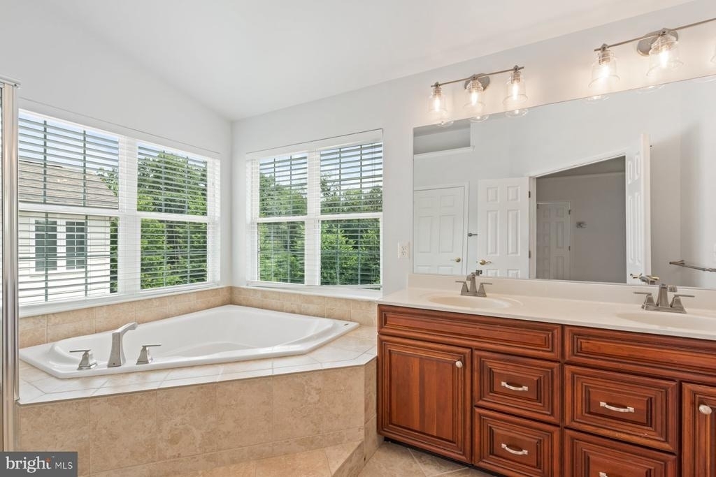 20056 Northville Hills Terrace - Photo 19