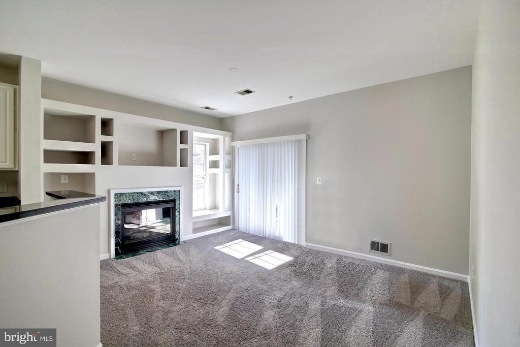 20261 Owings Terrace - Photo 4