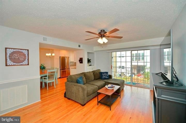 109 Fort Evans Road Se - Photo 3