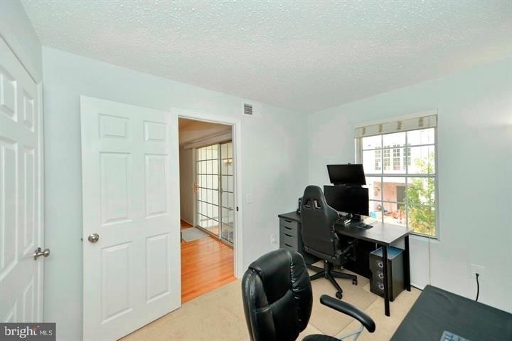 109 Fort Evans Road Se - Photo 11