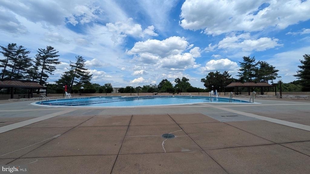 3701 S George Mason Drive - Photo 20