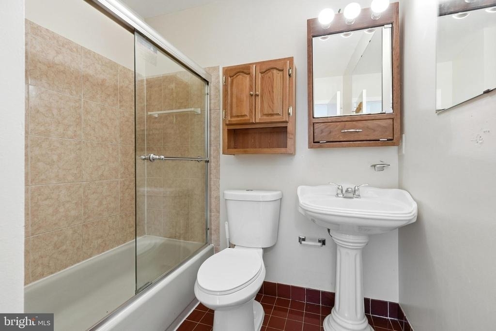 8031 Sleepy View Lane - Photo 26