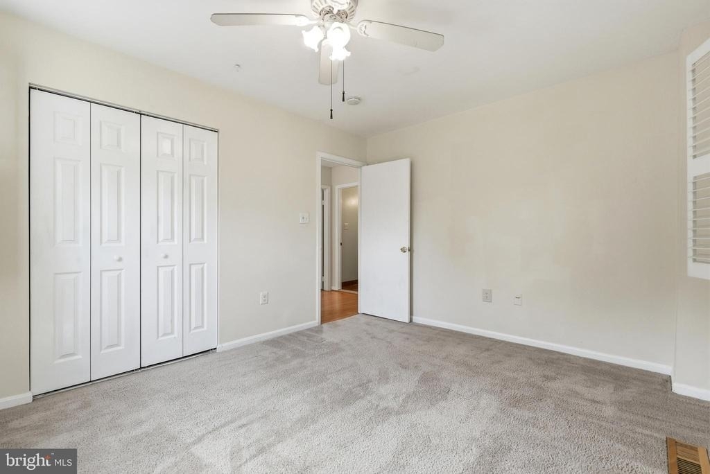 8031 Sleepy View Lane - Photo 30