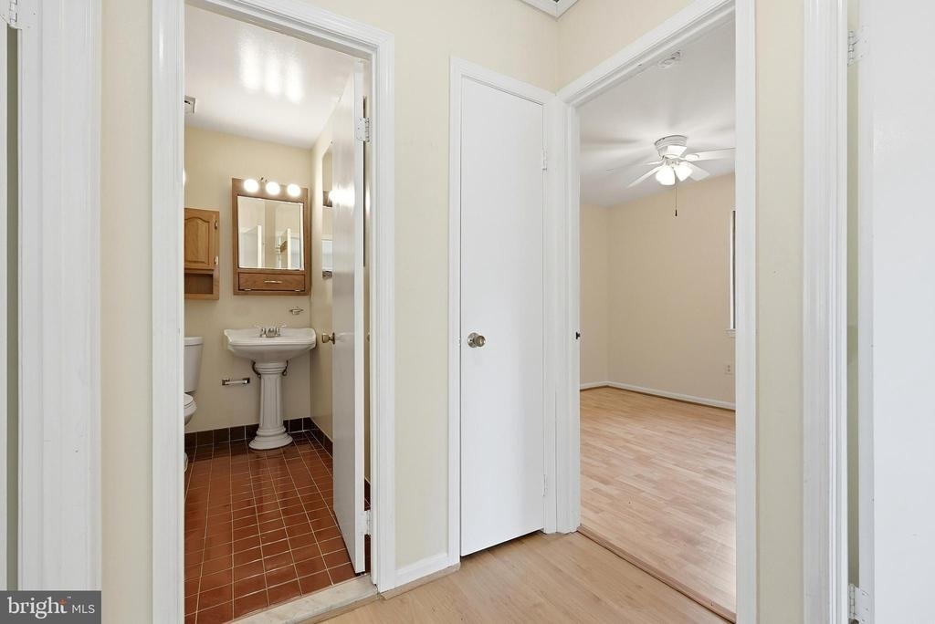 8031 Sleepy View Lane - Photo 21