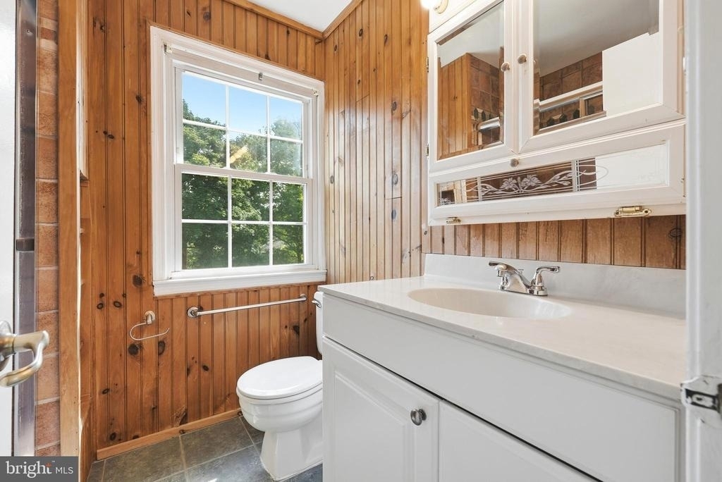 8031 Sleepy View Lane - Photo 25