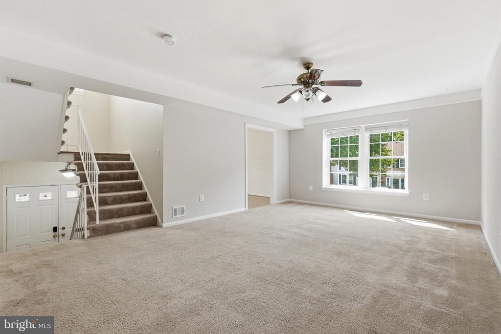 8031 Sleepy View Lane - Photo 8