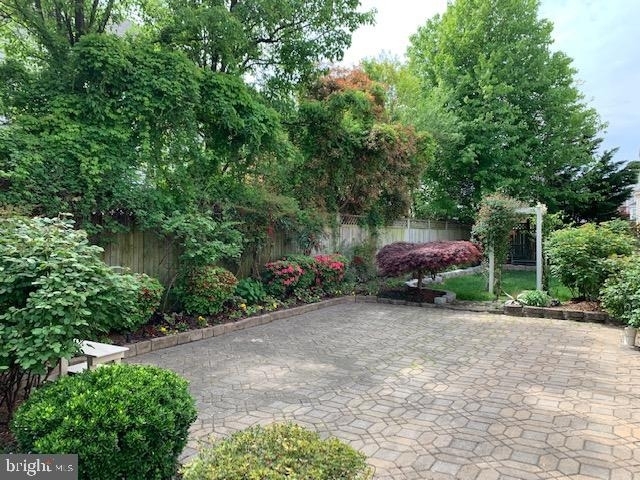 8219 Electric Avenue - Photo 4
