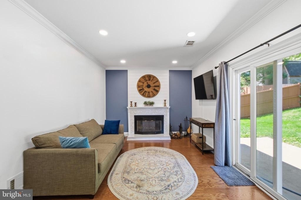 9120 Huber Court - Photo 10