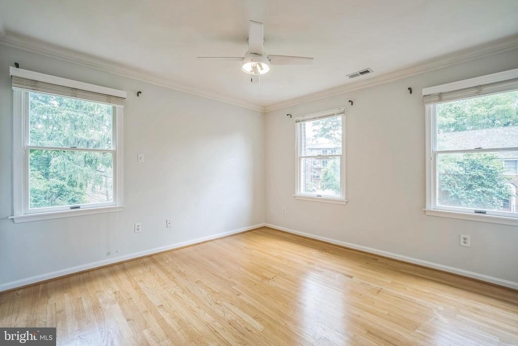 7330 Lewinsville Park Court - Photo 14