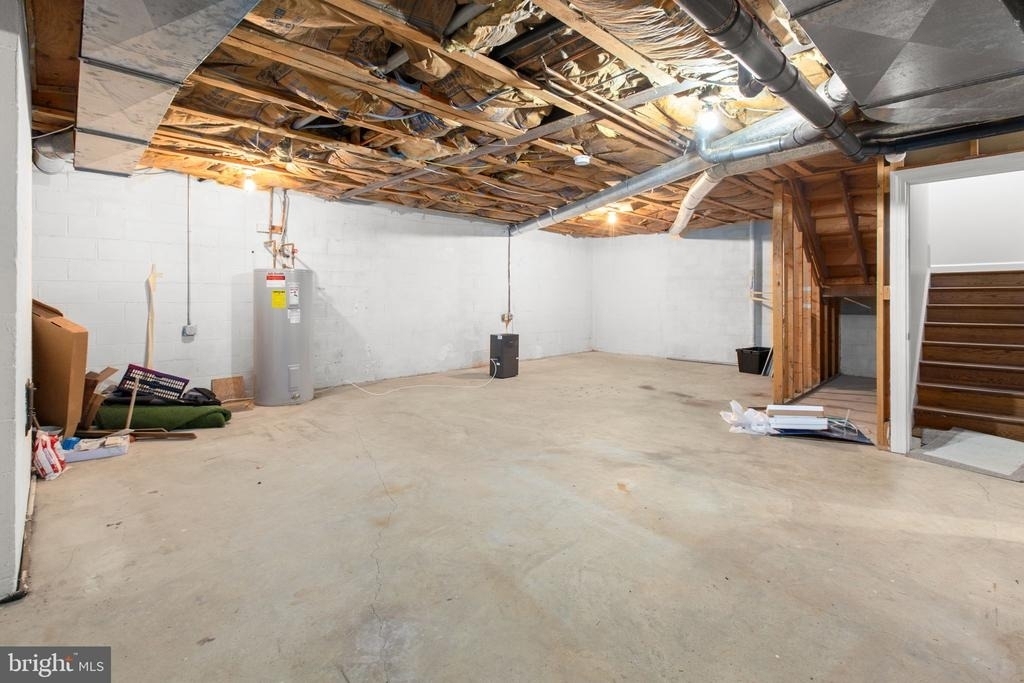 1011 Charles Street - Photo 47