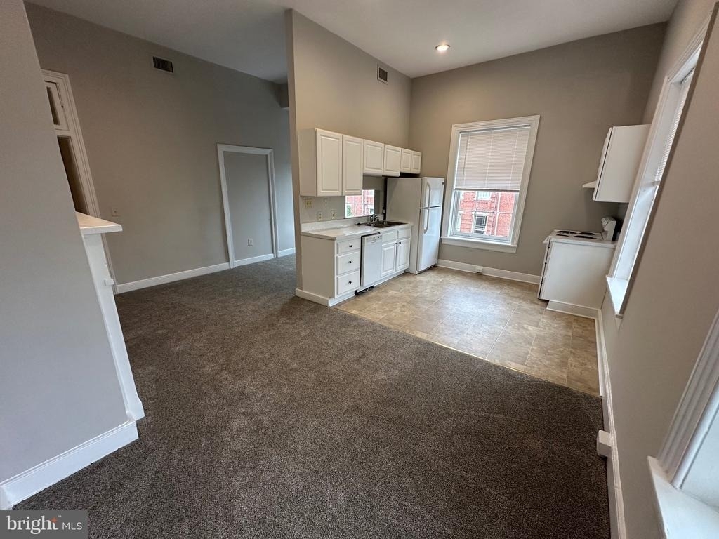 200 Hanover Street - Photo 1