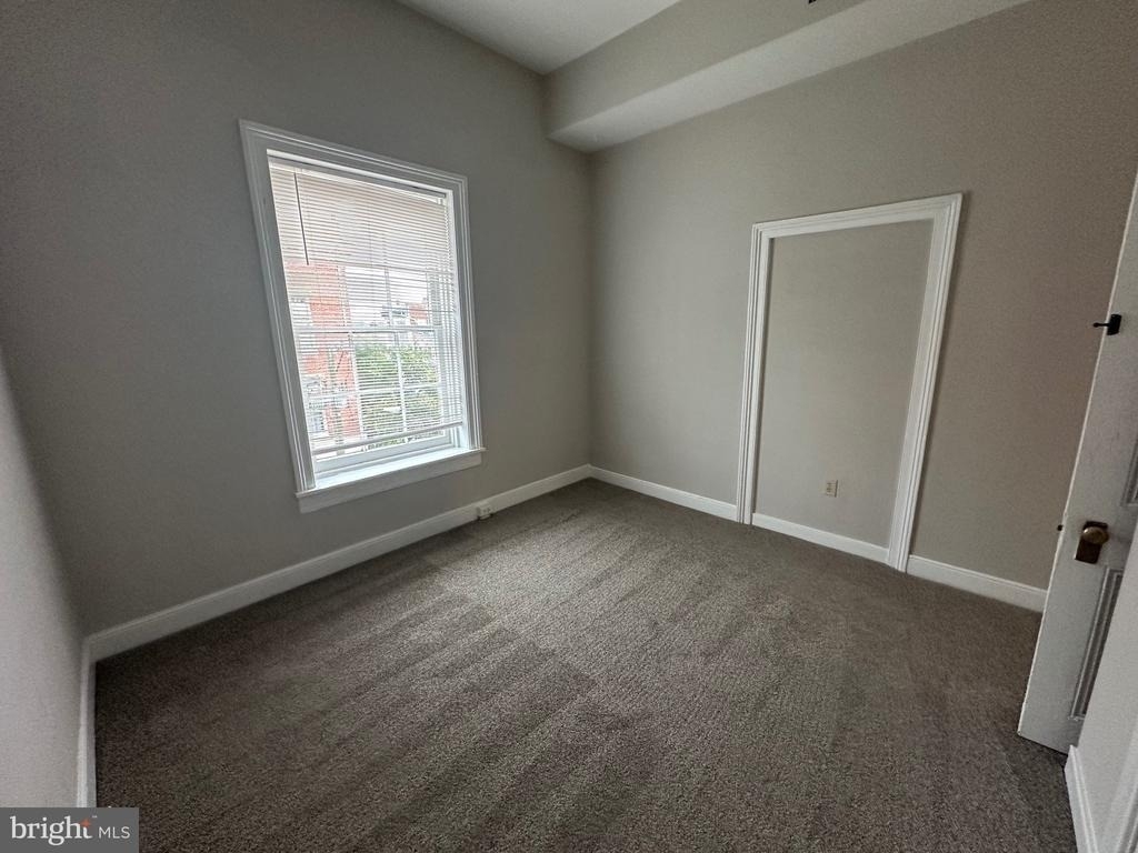 200 Hanover Street - Photo 9