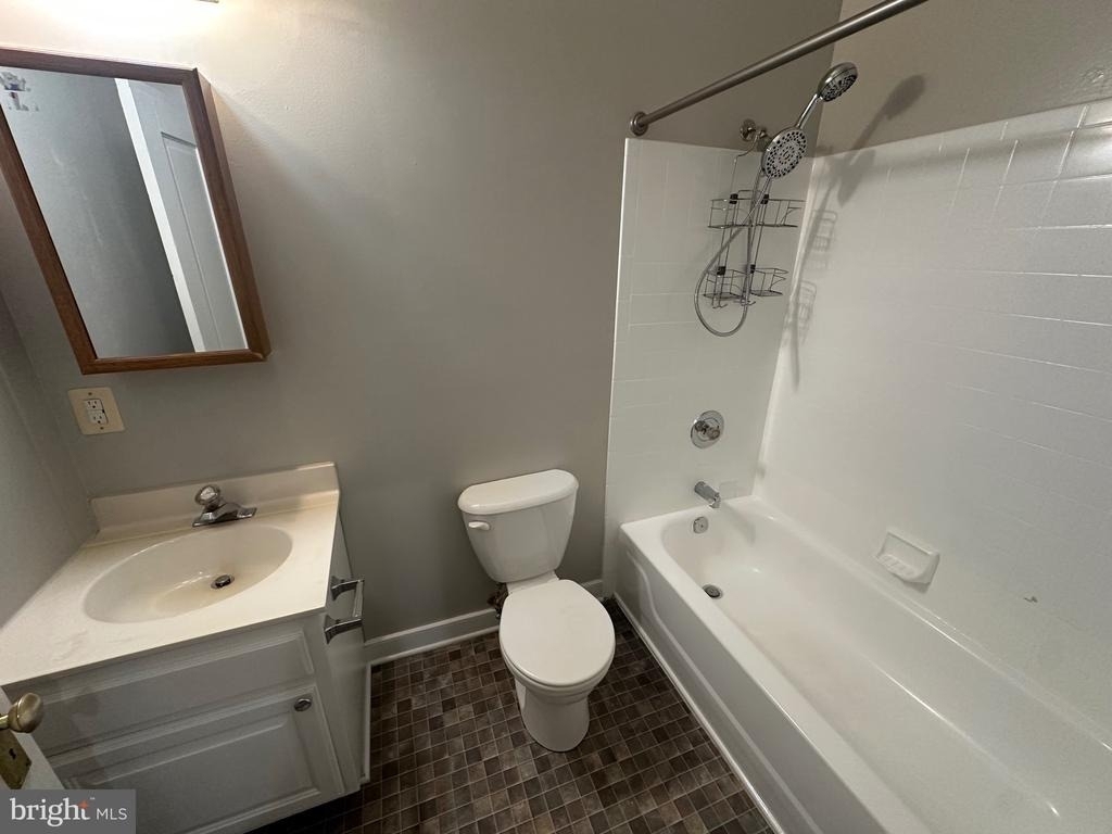 200 Hanover Street - Photo 8