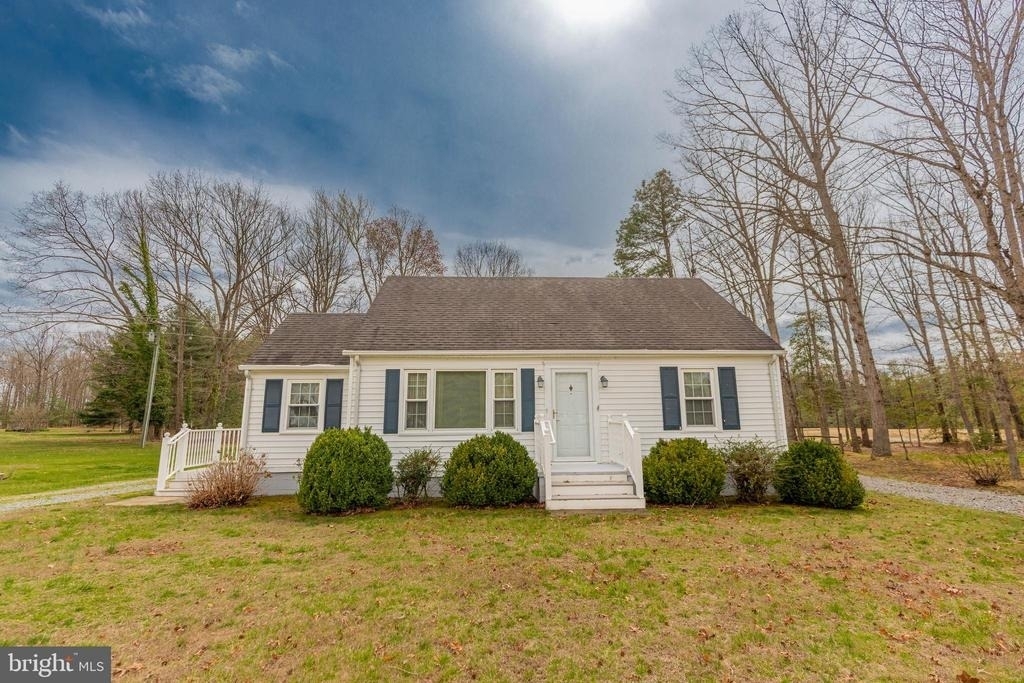 7096 Ladysmith Road - Photo 3