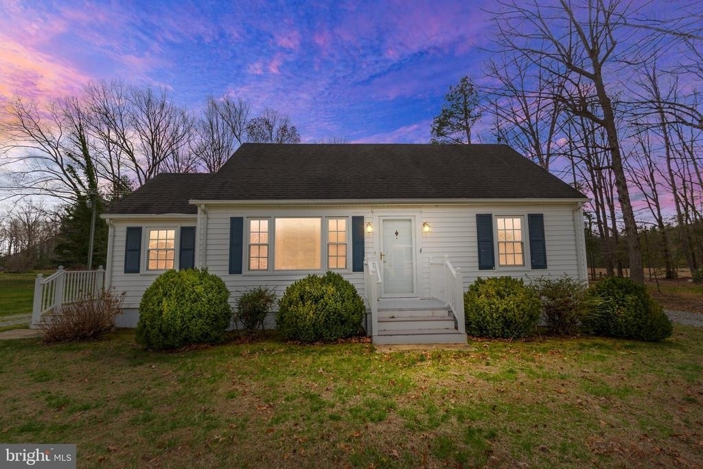 7096 Ladysmith Road - Photo 2