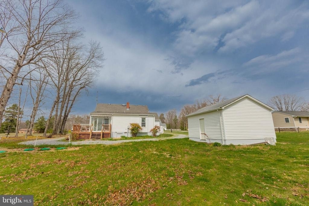 7096 Ladysmith Road - Photo 15
