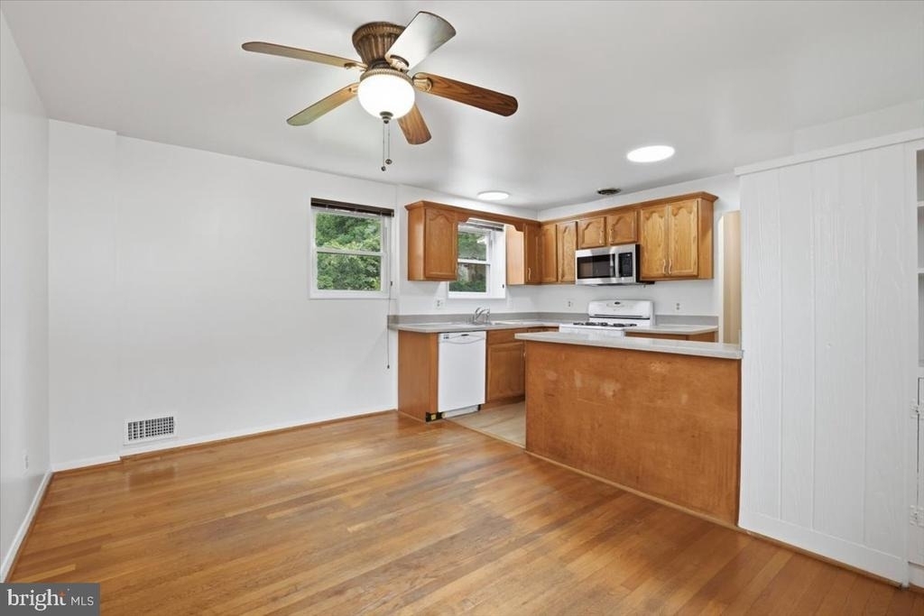 5024 8th Rd S - Photo 10