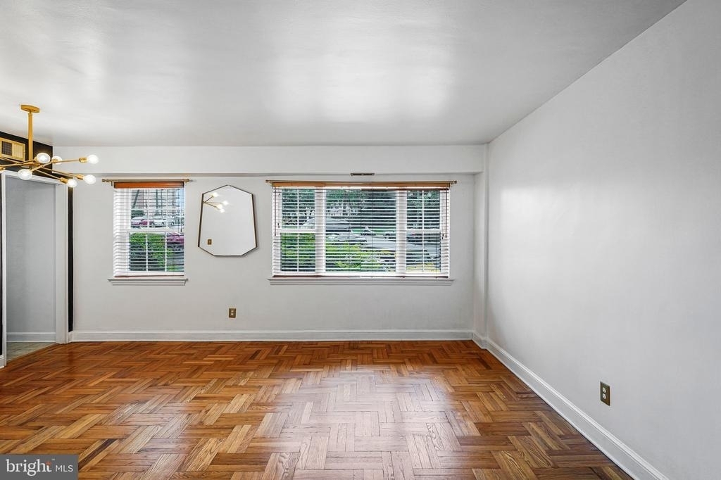 1301 N Ode Street - Photo 5