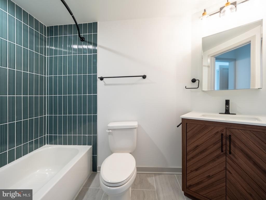 6515 Ridge Avenue - Photo 5