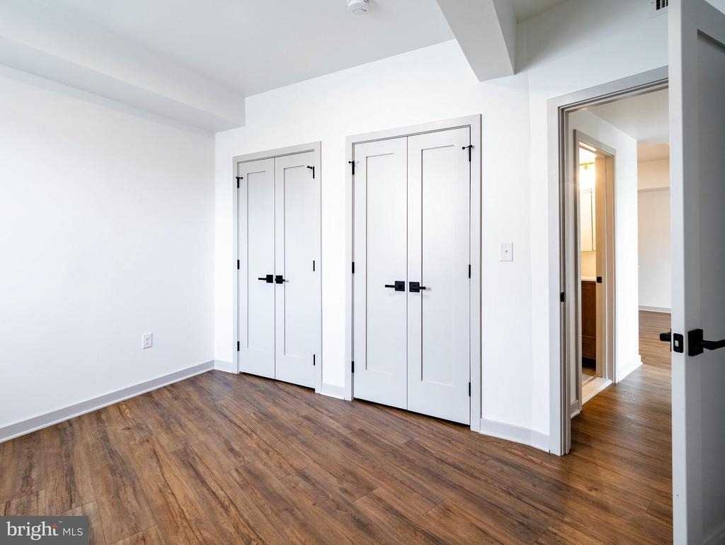 6237 Germantown Avenue - Photo 5