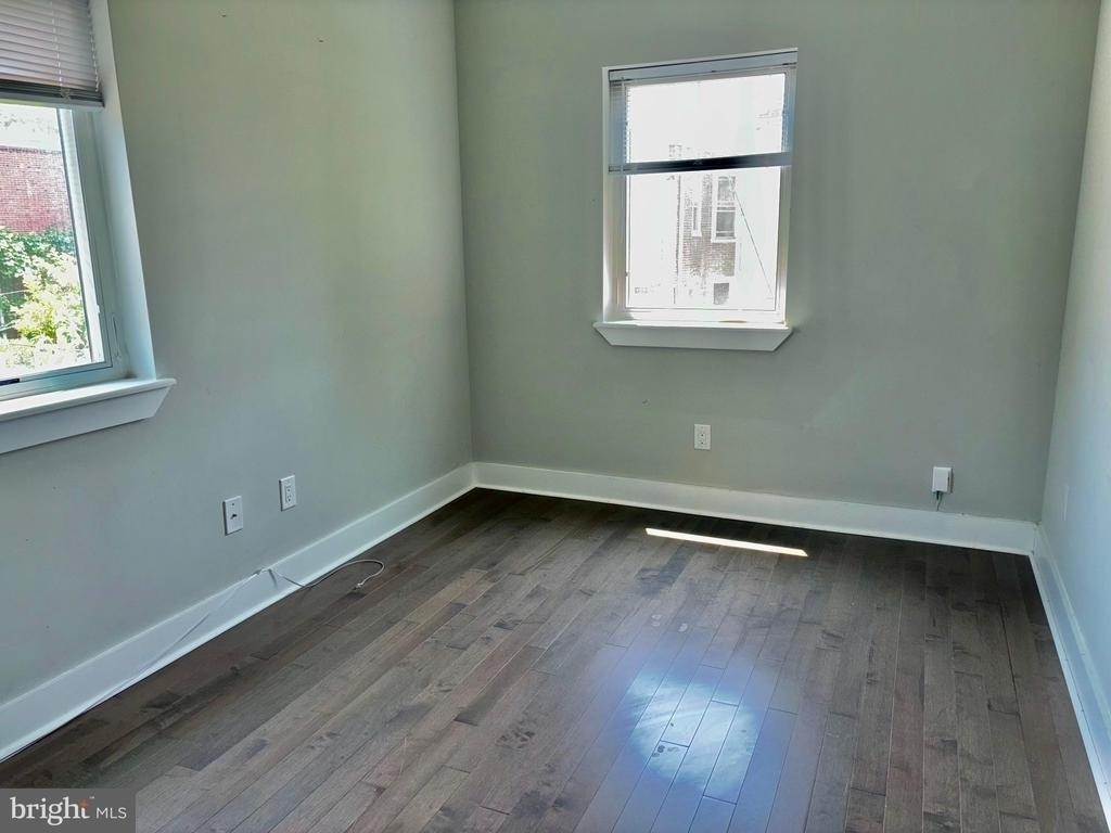 5334 Cedar Avenue - Photo 11