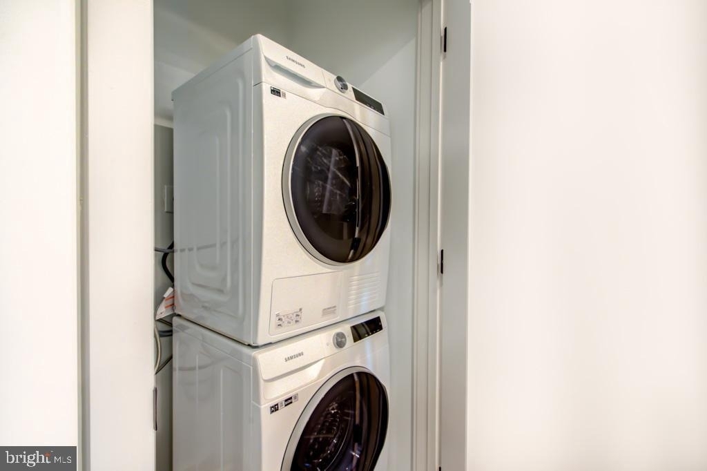 5001 Umbria Street - Photo 9