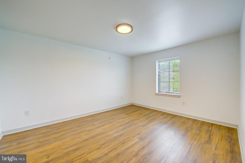 5001 Umbria Street - Photo 4